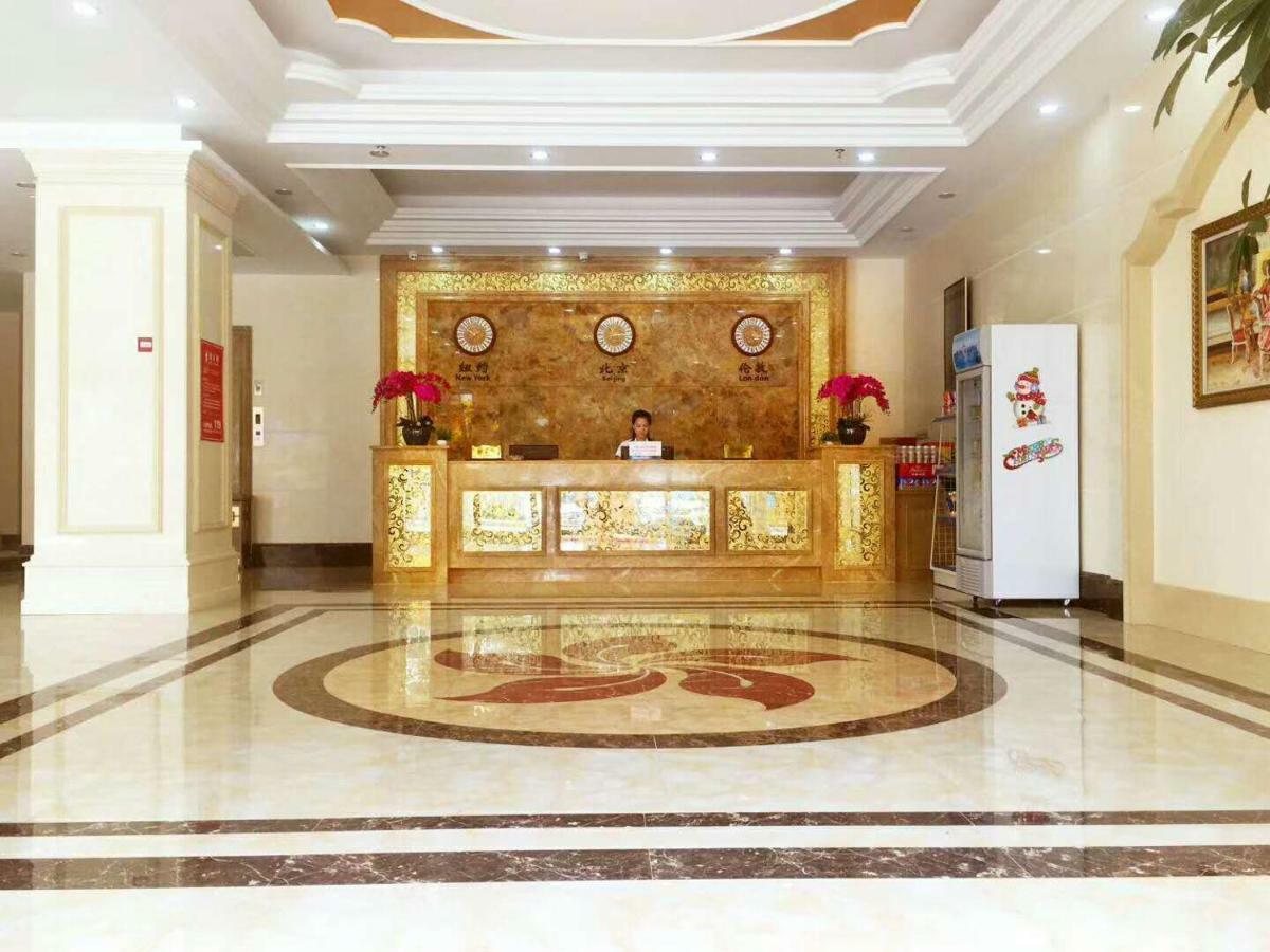 Longhui Business Hotel Huizhou  Extérieur photo